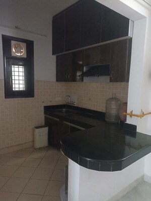 Kitchen in 2.5 BHK Villa at Gardenia Glory, Sector 46 – for Rent