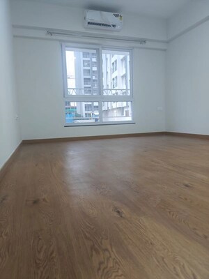 Room in  Apartment at Geras World of Joy L, Kharadi – for Rent