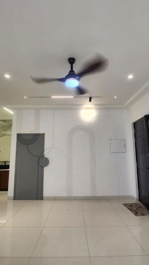 Team Area in 3 BHK Apartment at Candeur Crescent, Serilingampally – for Rent