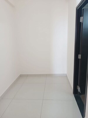 Room in 3 BHK Apartment at Candeur Crescent, Serilingampally – for Sale