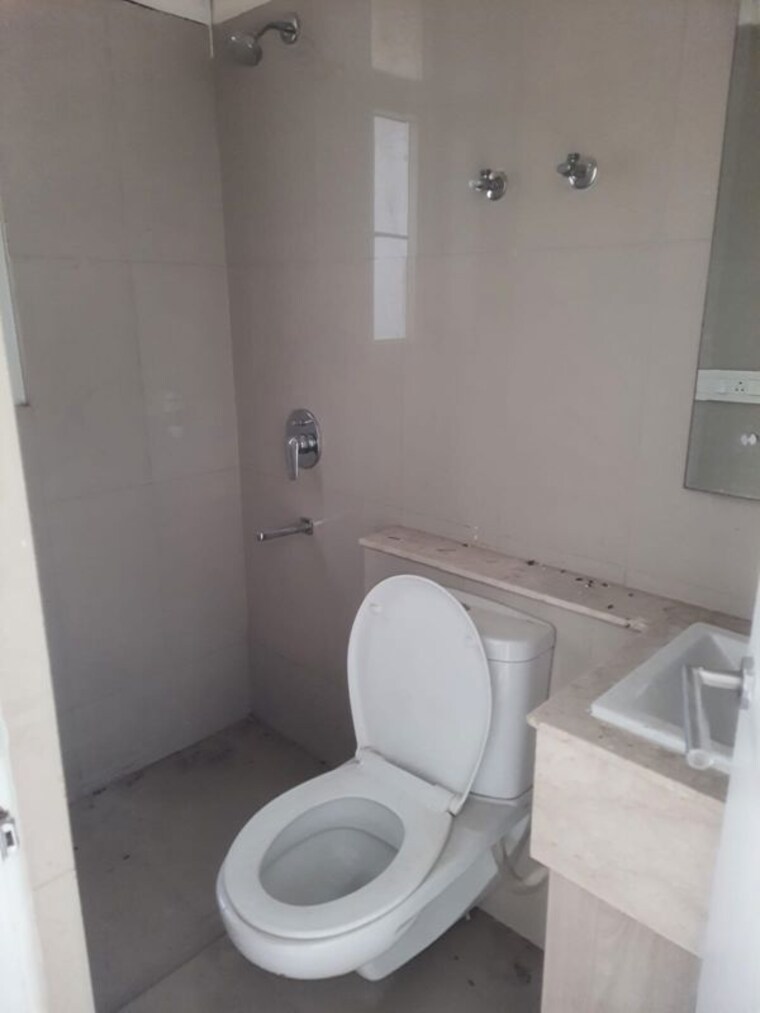 Bathroom, emaar-palm-terraces-select 4 Bedroom 2450 Sq.Ft. Apartment In Sector 66 Gurgaon 10540949