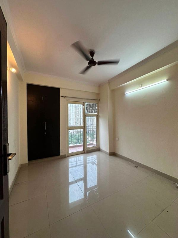 3 BHK + Store Room 1380 Sq.Ft. Apartment in Paramount Emotions