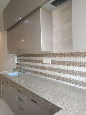 Bathroom in 2 BHK Builder Floor at Ansal Plaza Sector-23, Sector 23 – for Rent