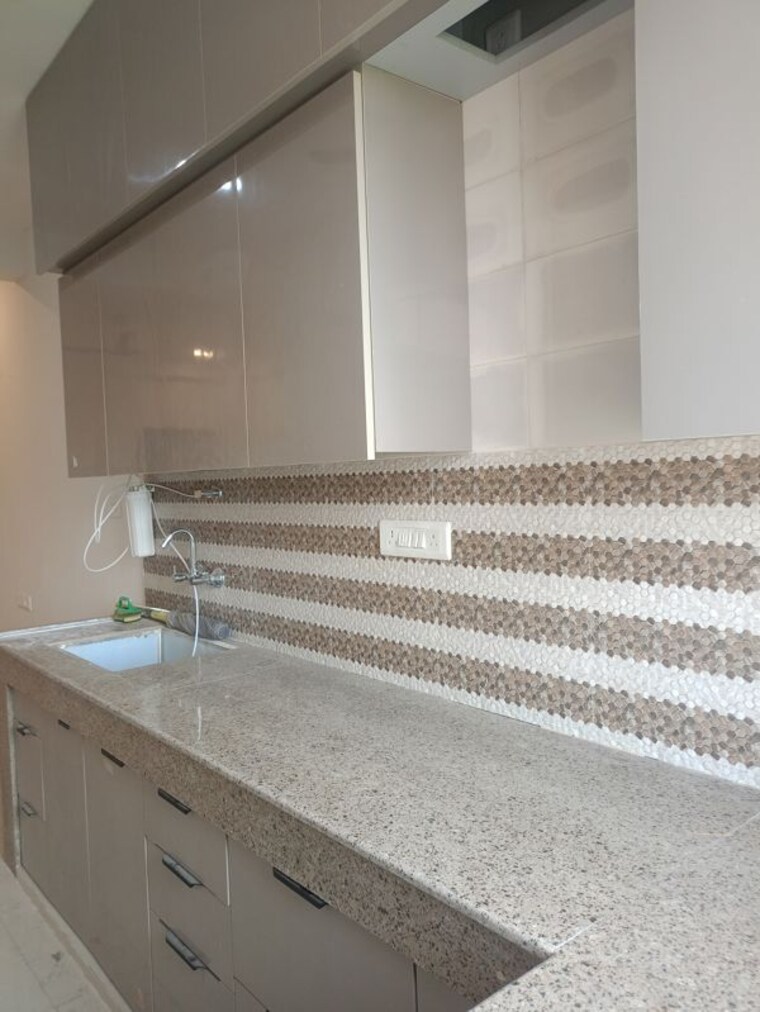Bathroom, ansal-plaza-sector-23 2 Bedroom 2200 Sq.Ft. Builder Floor In Sector 23 Gurgaon 10540954