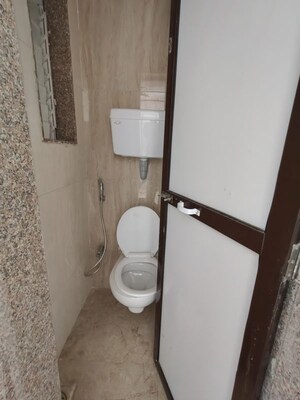 Bathroom in 1 BHK Apartment at Avant Hillway, Goregaon East – for Rent
