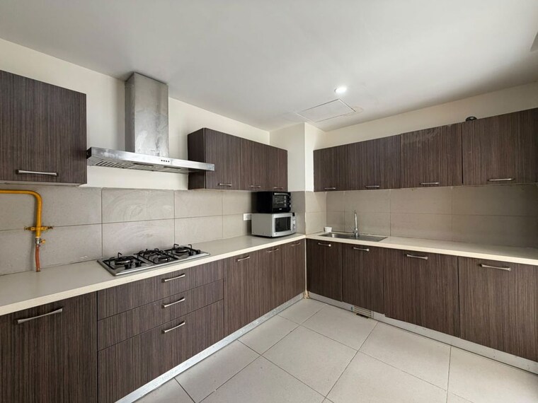 Kitchen, ireo-the-corridors 3 Bedroom 1920 Sq.Ft. Apartment In Sector 67a Gurgaon 10541009