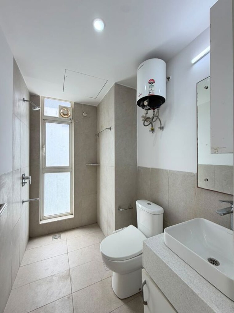 Bathroom, ireo-the-corridors 3 Bedroom 1920 Sq.Ft. Apartment In Sector 67a Gurgaon 10541009