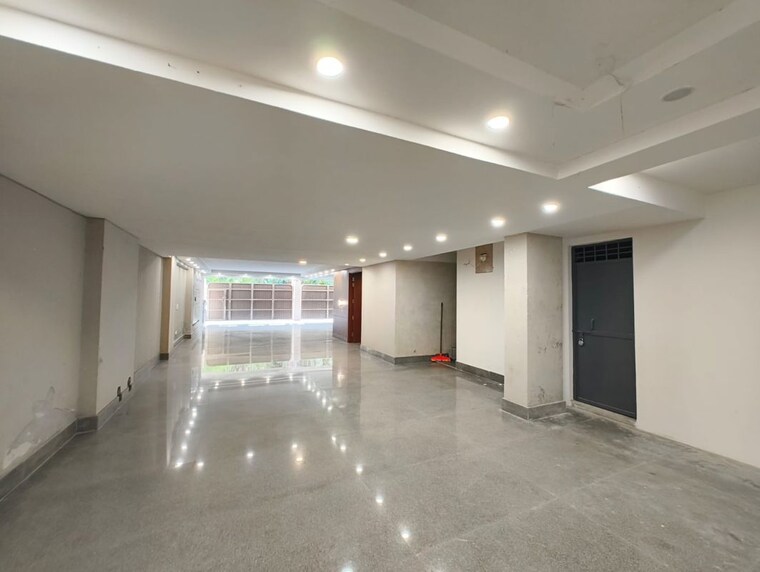 Room, greater kailash i 3 Bedroom 250 Sq.Yd. Builder Floor In Greater Kailash I Delhi 10541032