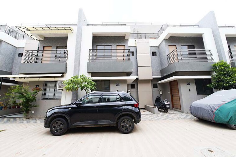  Parking, shree-mars-arise 4 Bedroom 210 Sq.Yd. Independent House In Lambha Gam Ahmedabad 10541046