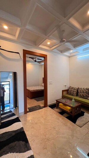 Living Room in 1 BHK Builder Floor at Greenwood City, Sector 40 – for Rent