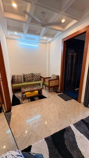 Living Room in 1 BHK Builder Floor at Greenwood City, Sector 40 – for Rent