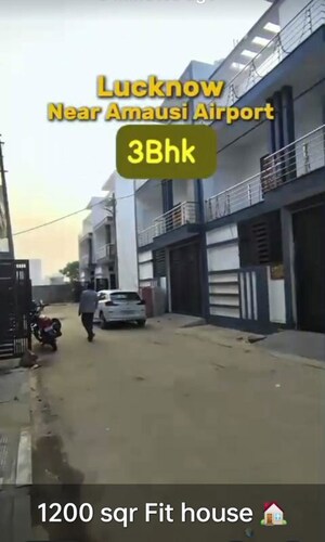 Parking in 3 BHK Independent House at Kanpur Road – for Sale