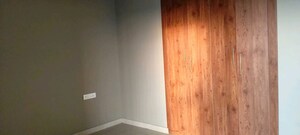 Room in 3 BHK Builder Floor at Ansal Plaza Sector-23, Sector 23 – for Rent