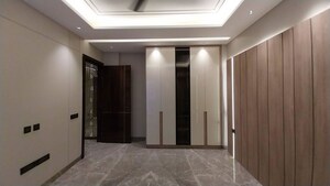 Building Lobby in 3 BHK Builder Floor at Alphacorp Gurgaon One 22, Sector 22 – for Rent