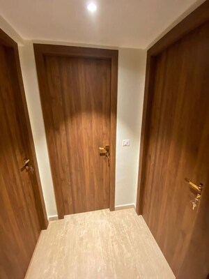 Furnished Amenities in 3.5 BHK Apartment at Wadhwa Imperial Heights, Goregaon West – for Rent