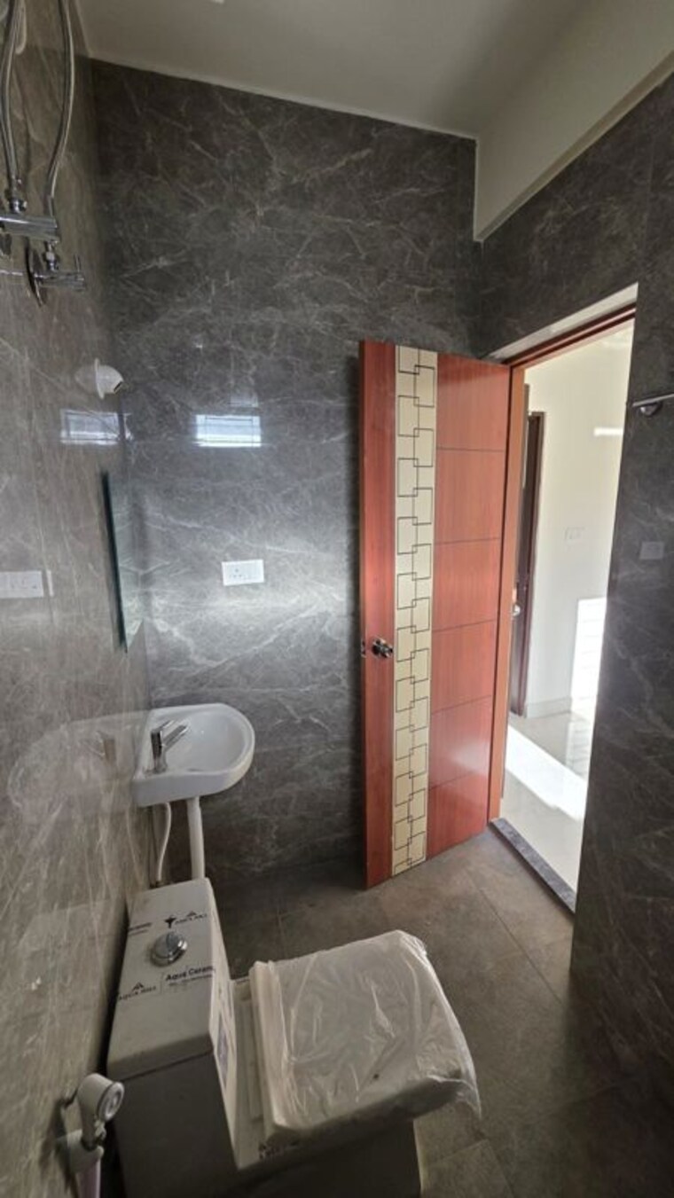 Bathroom, kaggadasapura 2 Bedroom 1100 Sq.Ft. Apartment In Kaggadasapura Bangalore 10541124