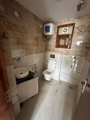 Bathroom in 3 BHK Builder Floor at Sector 21 – for Rent