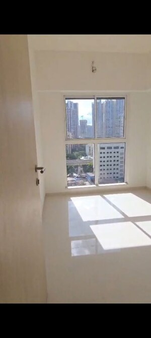 3 BHK Apartment For Rent in Oberoi Eternia, Mulund West