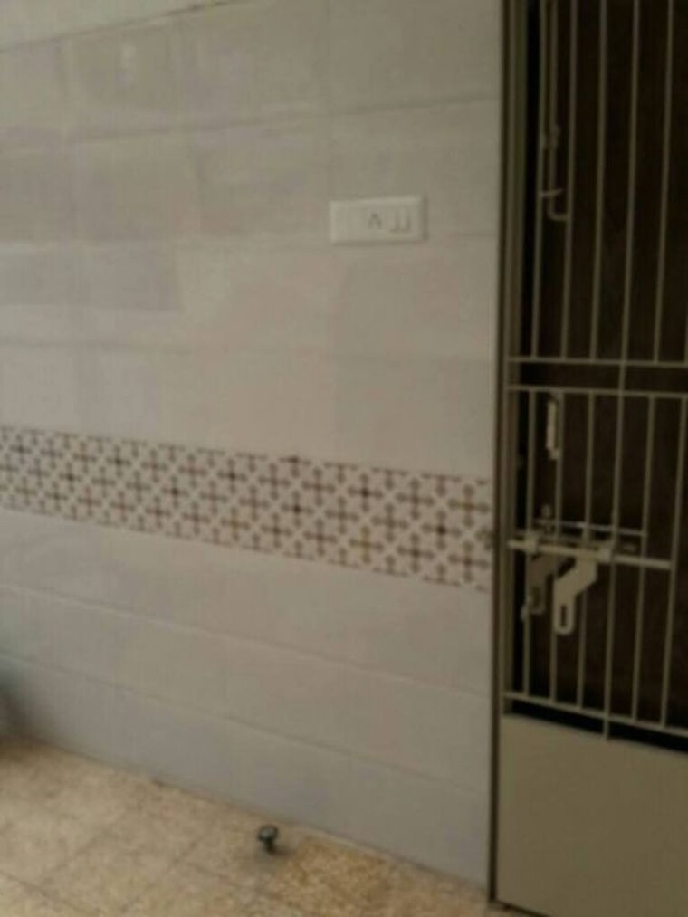 Bathroom, vastrapur 5 Bedroom 325 Sq.Ft. Independent House In Vastrapur Ahmedabad 10541138