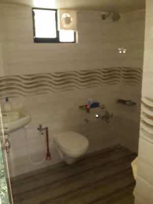 Bathroom in 5 BHK Independent House at Vastrapur – for Rent