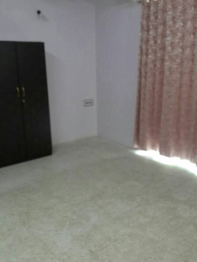 Room, vastrapur 5 Bedroom 325 Sq.Ft. Independent House In Vastrapur Ahmedabad 10541138
