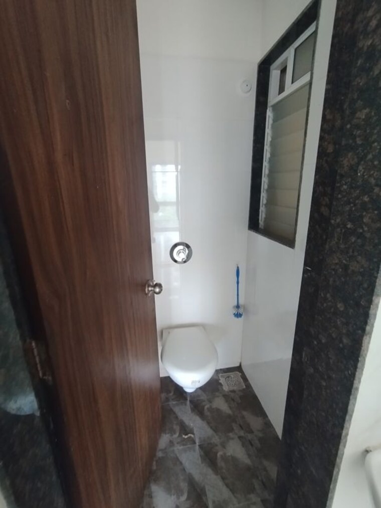 Bathroom, ace-courtyard 1 Bedroom 320 Sq.Ft. Apartment In Ghodbunder Road Thane 10541169