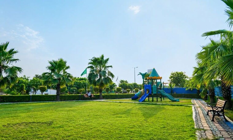 Garden, jhalwa  100 Sq.Yd. Plot In Jhalwa Allahabad 10535791