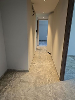 Room in 3 BHK Apartment at Rustomjee Ashiana, Juhu – for Rent