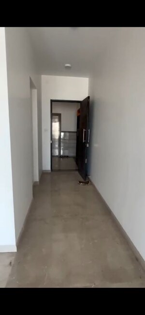 Room in 2 BHK Apartment at Kalpataru Radiance, Goregaon West – for Sale