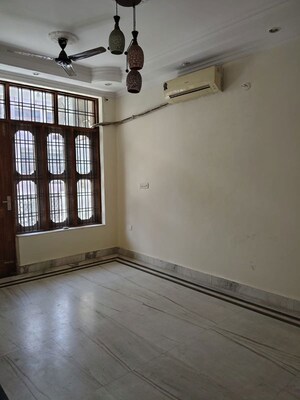 3 BHK Independent House For Rent in Sector 52