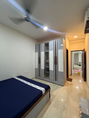 Building Lobby in 3 BHK Apartment at Piramal Mahalaxmi, Mahalaxmi – for Rent