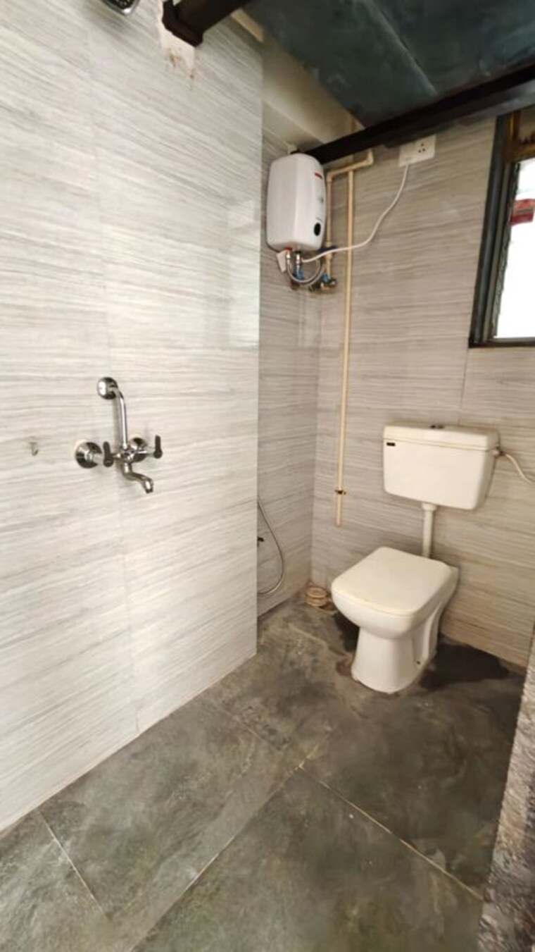 Bathroom, padmavati-maitri-gaurav 3 Bedroom 950 Sq.Ft. Apartment In Malad East Mumbai 10541188