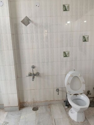 Bathroom in 1 BHK Builder Floor at RWA Surya Vihar, Sector 21 – for Rent