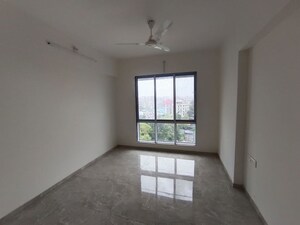 Room in 4 BHK Apartment at Arihant Balaji Pride, Chembur – for Rent