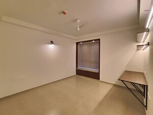 Room in  Apartment at Bhartiya Nikoo Homes Phase 2, Thanisandra Main Road – for Rent