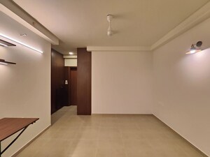 Room in  Apartment at Bhartiya Nikoo Homes Phase 2, Thanisandra Main Road – for Rent