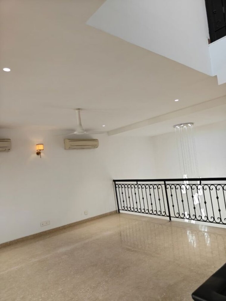 undefined, emaar-marbella 4 Bedroom 5600 Sq.Ft. Villa In Sector 66 Gurgaon 10540975