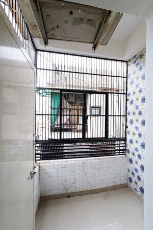 Room in 2 BHK Apartment at Ghatlodia – for Sale