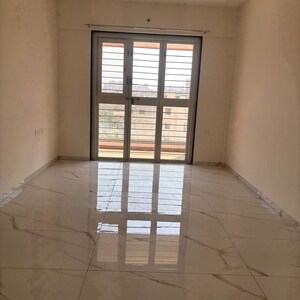Hall in 2 BHK Builder Floor at Kohinoor Sapphire 2, Tathawade – for Rent
