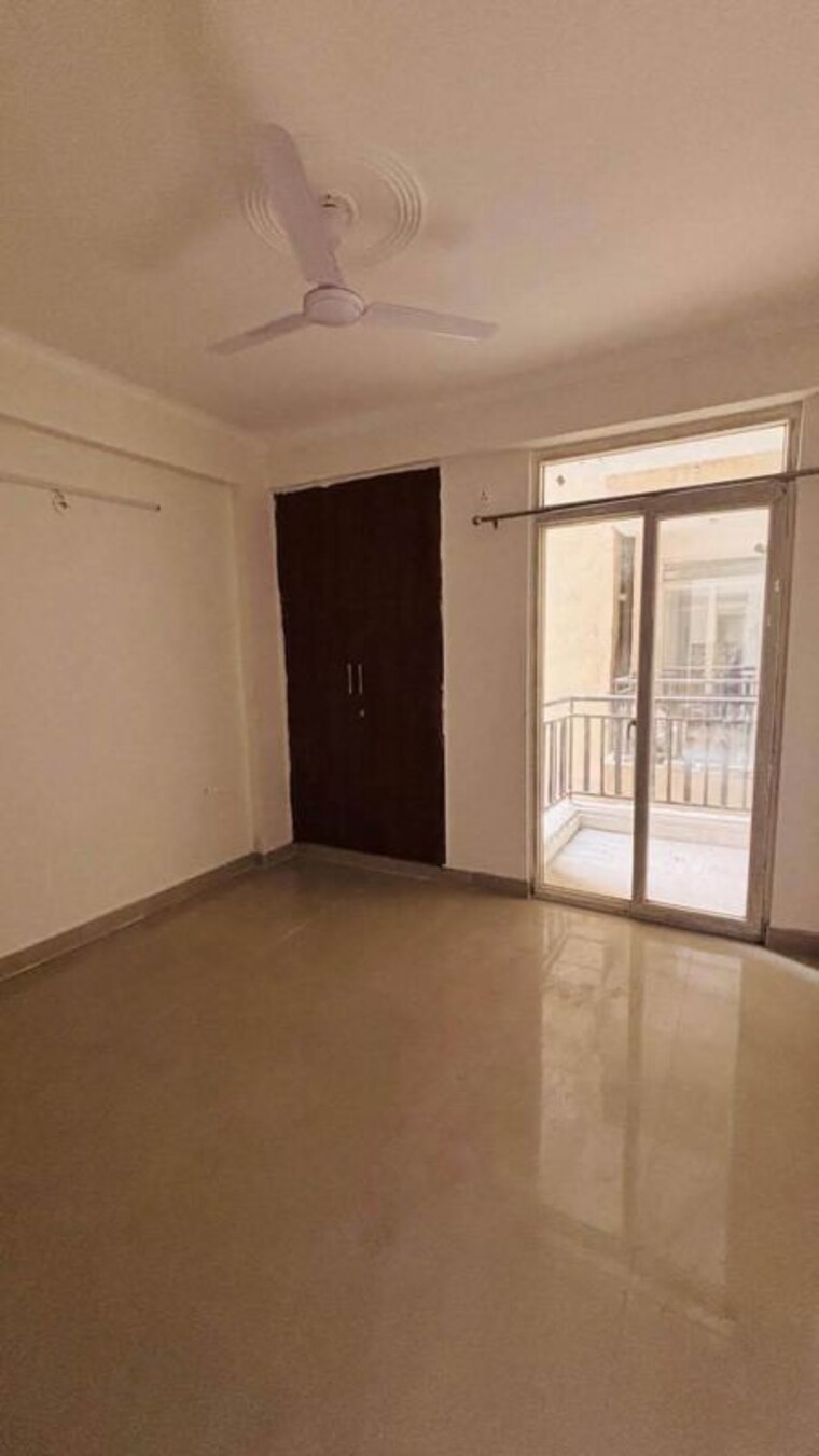 Room, galaxy-royale 3 Bedroom 1380 Sq.Ft. Apartment In Gaur City 2 Greater Noida 10541321