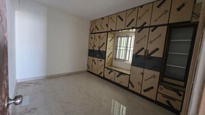 Room in 3 BHK Apartment at Kaggadasapura – for Rent