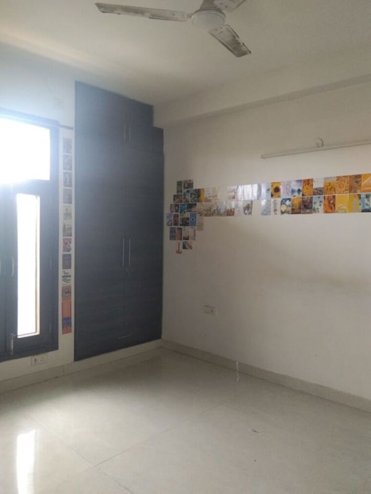 Room, mehrauli 3 Bedroom 1000 Sq.Ft. Builder Floor In Mehrauli Delhi 10540590