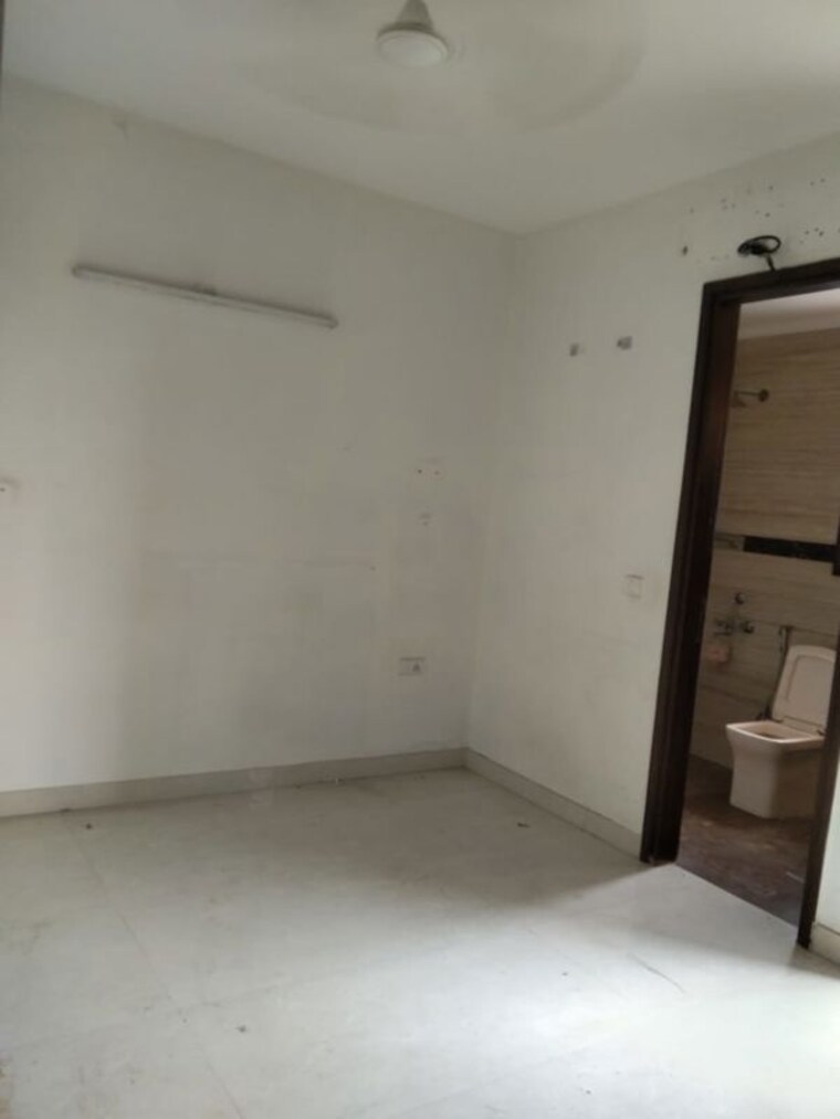 Room, mehrauli 3 Bedroom 1000 Sq.Ft. Builder Floor In Mehrauli Delhi 10540590