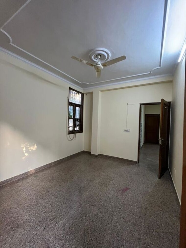 Room, sheikh sarai 2 Bedroom 1300 Sq.Ft. Builder Floor In Sheikh Sarai Delhi 10541348