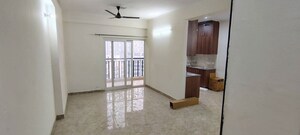 Room in 2 BHK Apartment at Gaur City 2 - 10th Avenue, Sector 16c Greater Noida – for Rent