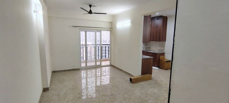Room, gaur-city-2-10th-avenue 2 Bedroom 980 Sq.Ft. Apartment In Sector 16c Greater Noida Greater Noida 10541364