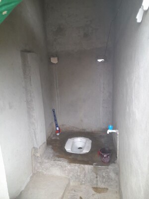 Bathroom in 1 BHK Independent House at Deepawali Enclave, Ismailpur – for Sale