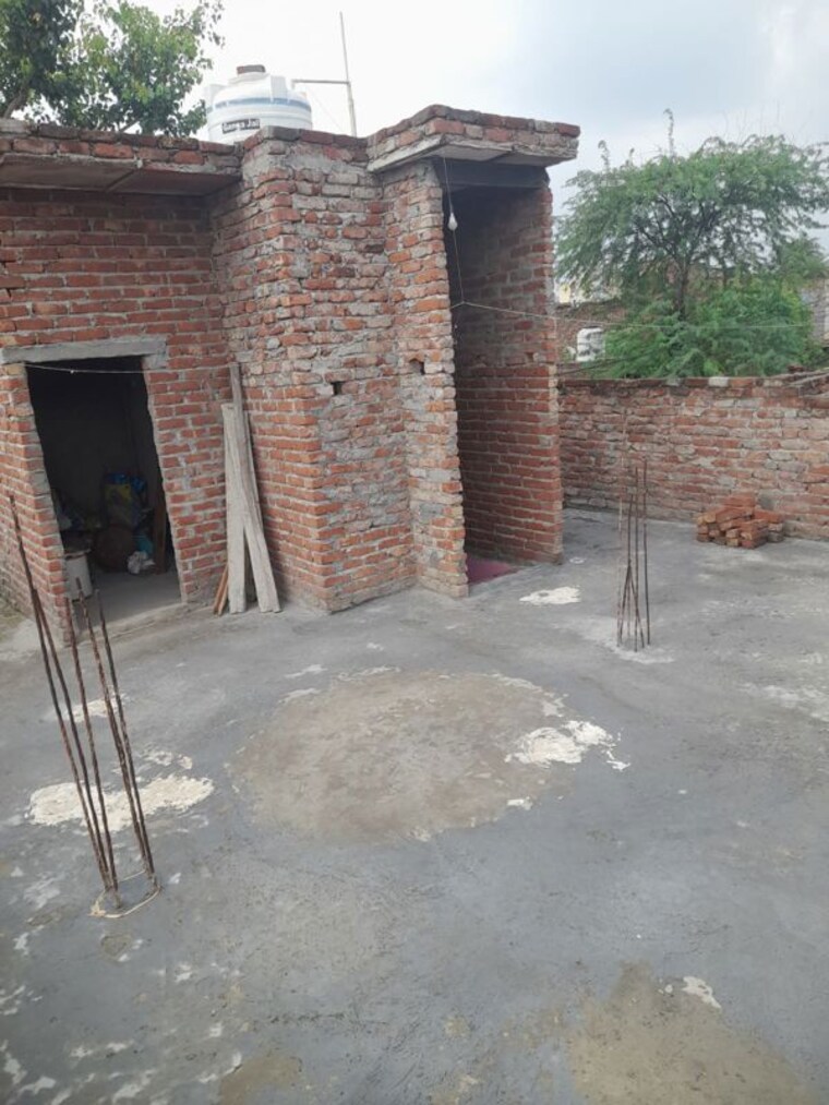 Terrace, deepawali-enclave 1 Bedroom 55 Sq.Yd. Independent House In Ismailpur Faridabad 10541326