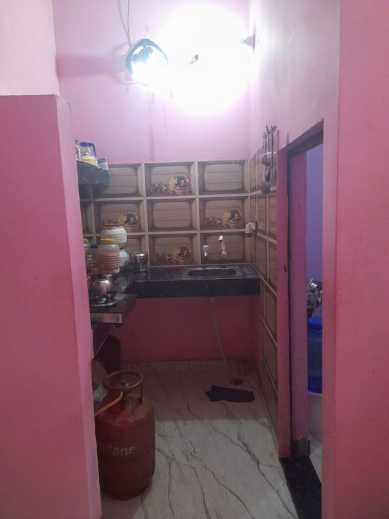 Kitchen, deepawali-enclave 1 Bedroom 55 Sq.Yd. Independent House In Ismailpur Faridabad 10541326