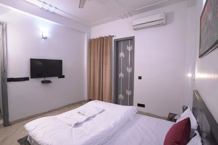 Bedroom, sector 47 1 Bedroom 650 Sq.Ft. Builder Floor In Sector 47 Gurgaon 10541381